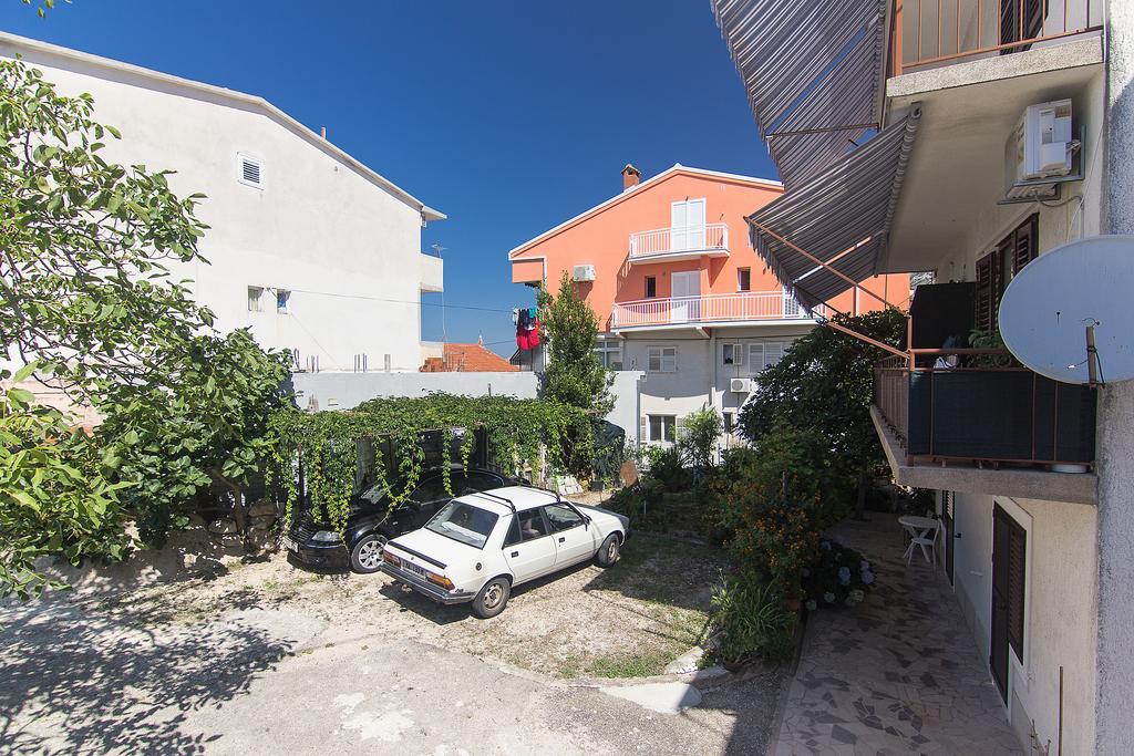 Guesthouse Josko Makarska Exterior foto